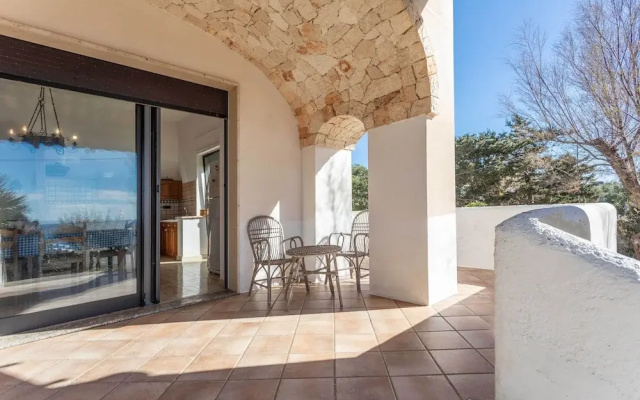 Emma's Villa facing the sea with swimming pool