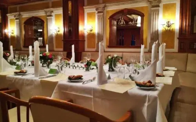 Stadthotel Restaurant Auerhahn