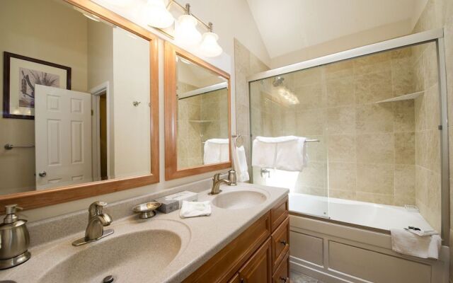 3 Bedroom Condo - Base 9