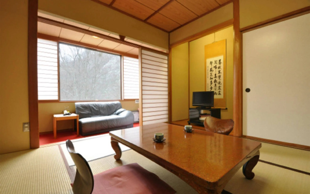 Tsubame Highland Lodge – Guest Rooms – Myoko