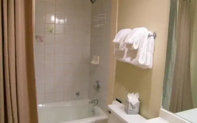 RedAwning Village Suites #350
