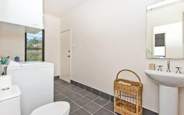 Moreton View