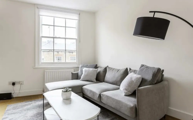 Bright Marylebone Apartment