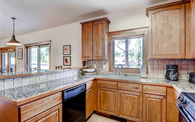 Saddlewood Townhomes