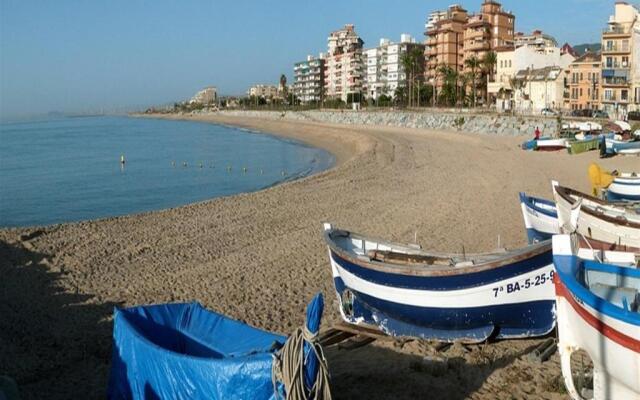 Vila Burriac ,Sunny, Spacious , Private Pool