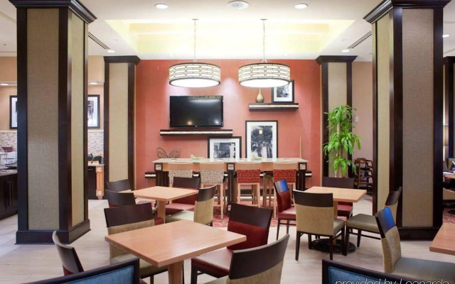 Hampton Inn & Suites St. Petersburg/Downtown
