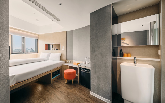 Orange Hotel - Ximen