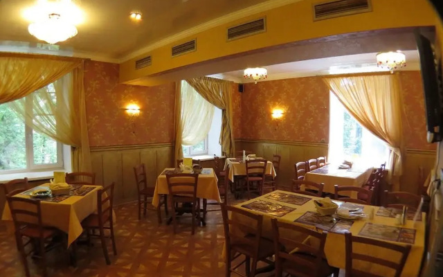 Z Hotel by Zolotoy Kolos