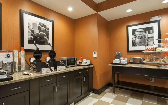 Hampton Inn & Suites Seneca-Clemson Area