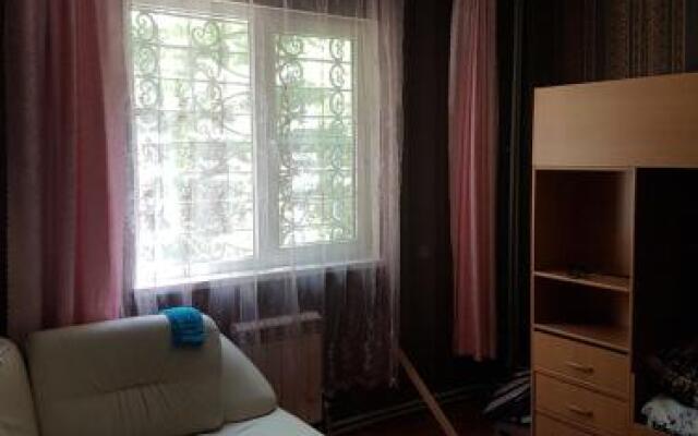 Homestay On Klenovaya 11