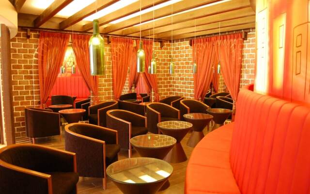 Cambay Resort Jamdoli