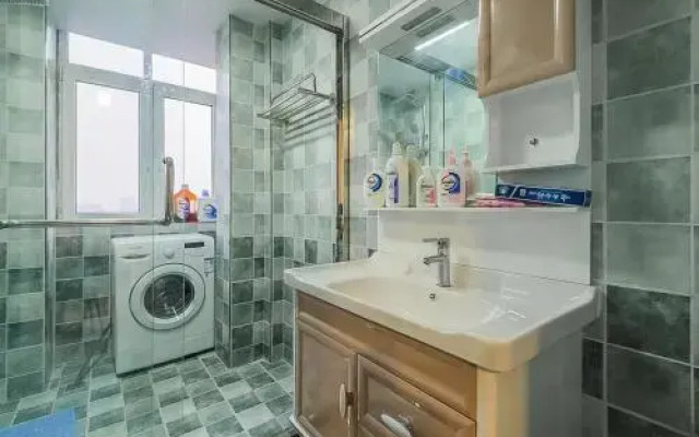 Xi'an Beilin·Small Goose Tower· Locals Apartment 00123900