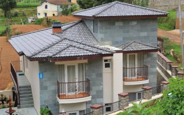 Two Seas Residence