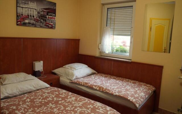 Club Hotel 502 Kalocsa