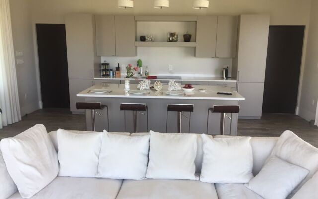 2 Bedroom Bungalow-Style Villa