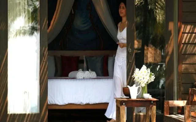 Chivaree Hotel And Resort