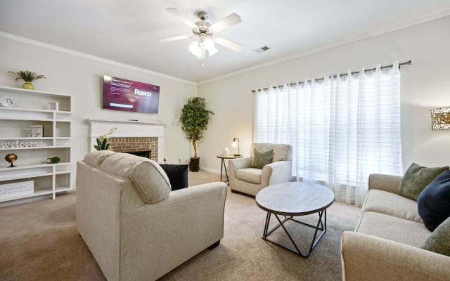 4632 Liberty Square Dr, Acworth