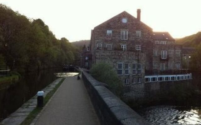 Hebden Bridge Guest House