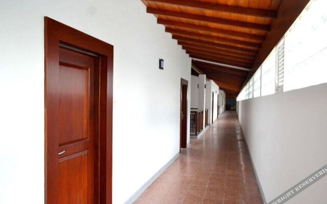 Good Wood Airport Hotel