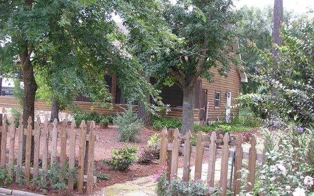 Shalom House Bed and Breakfast