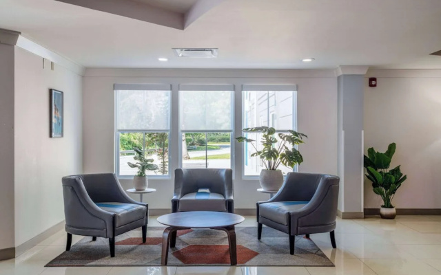 Mainstay Suites