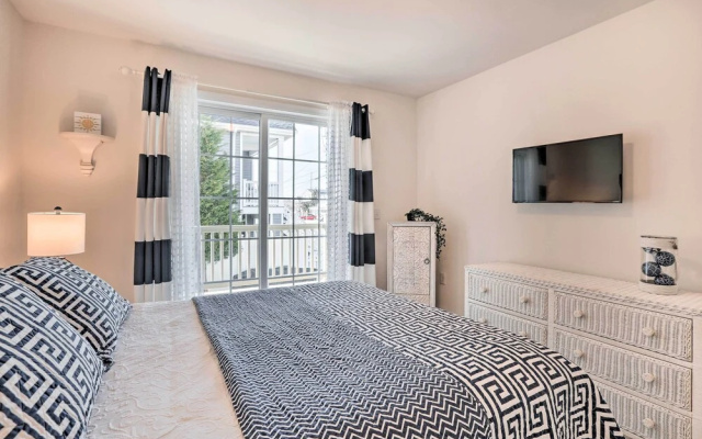 Bright & Airy Condo - Walk to Ortley Beach!