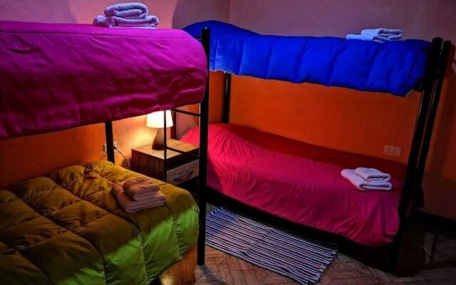 Yaalir Reys Guest House