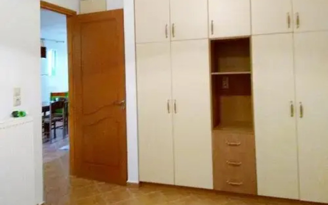 Nikolaos House