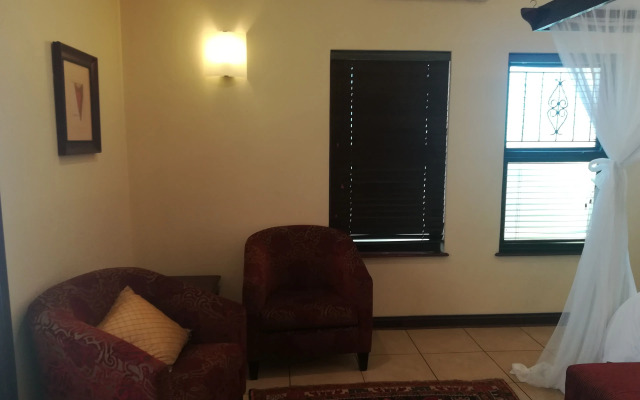 The Moon and Sixpence Garden Guest House