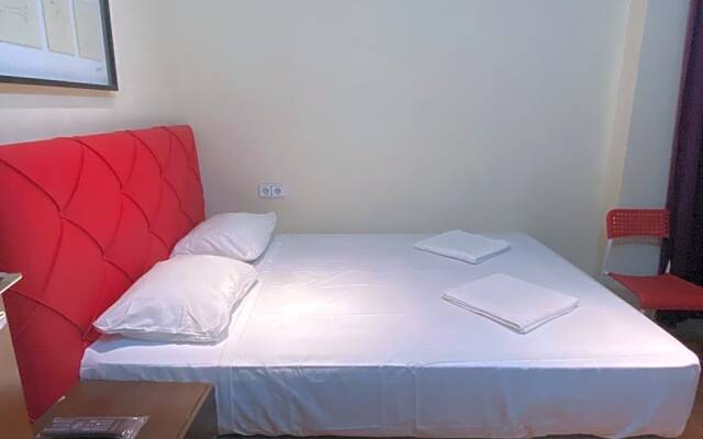 Hostal Granvia 628