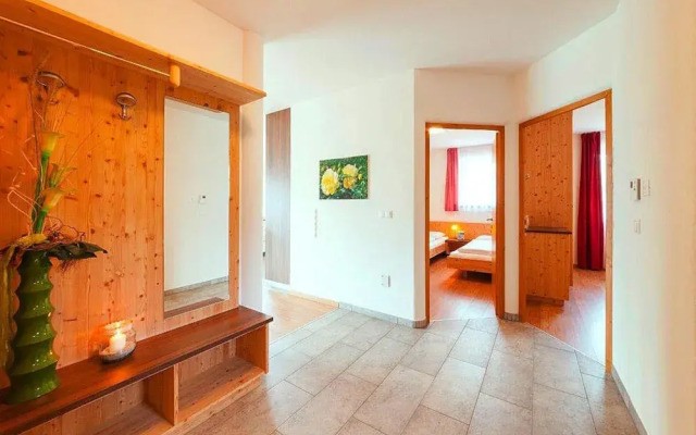 Apartment in Naz-sciaves With Garden