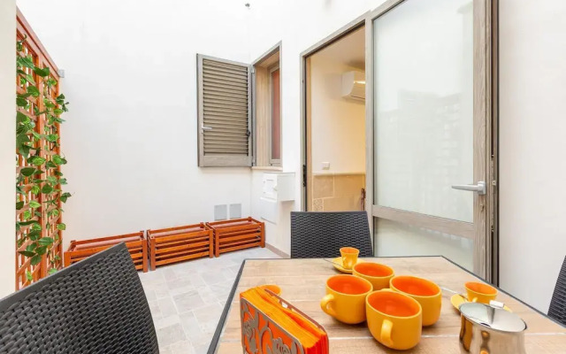 1865 Casina Sofia by Barbarhouse