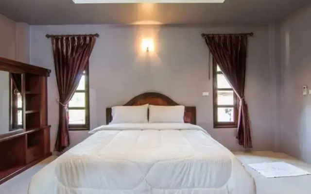 Tong Hotel