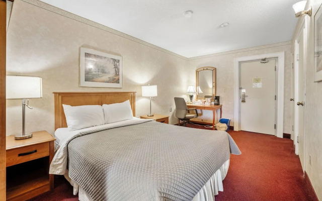 Royal Inn and Suites at Guelph