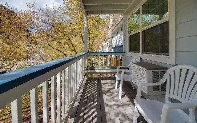 Best Western Plus Twin Peaks Lodge
