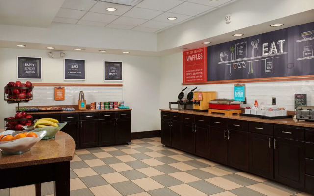 Hampton Inn & Suites Denver/Highlands Ranch