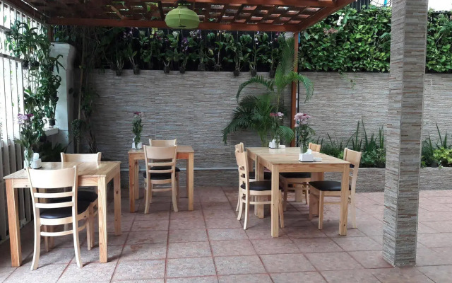 The Flora Boutique Hotel
