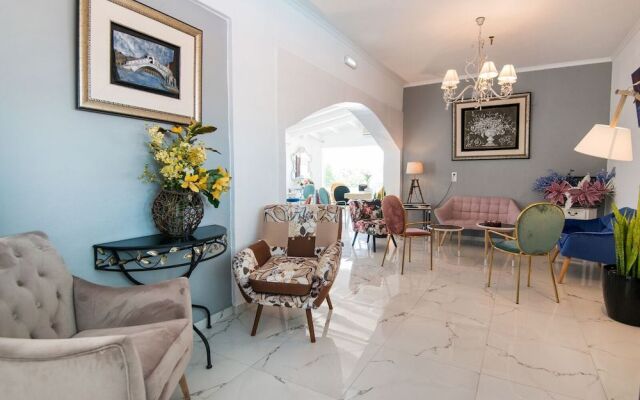 Amnissos Residence