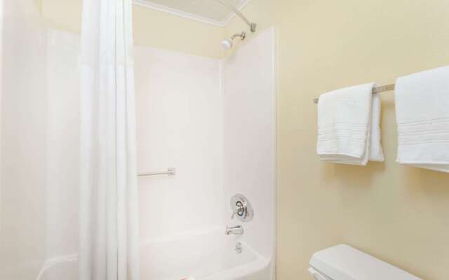 Days Inn by Wyndham Dover Downtown