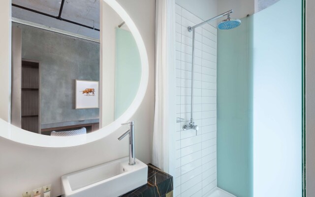 NYLO Las Colinas Hotel, Tapestry Collection by Hilton