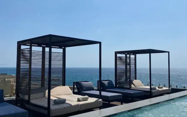 Bebatroun Beach Hotel