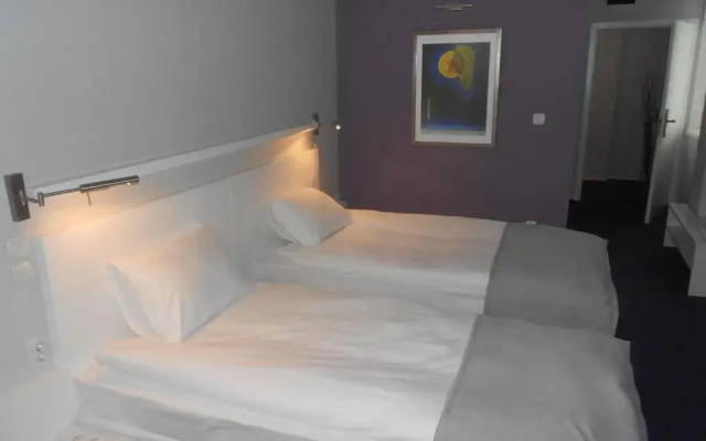 Leonardo Hotel