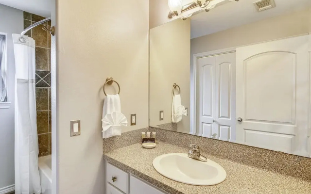 Sea Isle Surprise 3 Bedroom Home