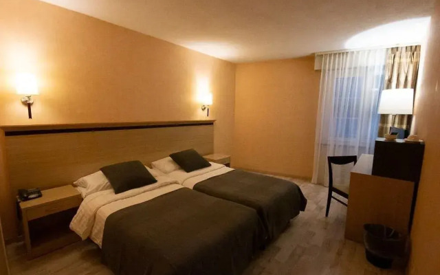 Hotel De La Vieille Tour