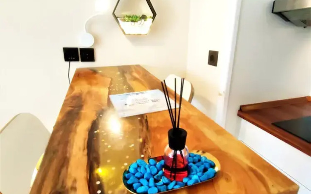 Apartment in 4 star Hotel 24h