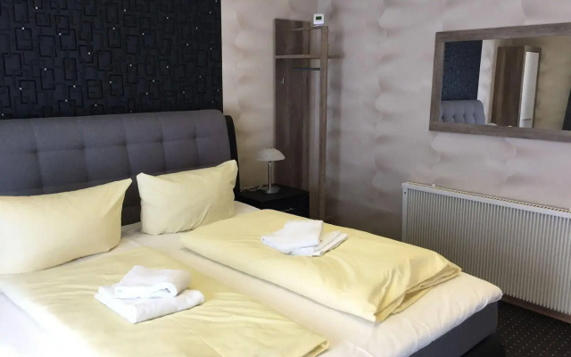 Hotel Holl
