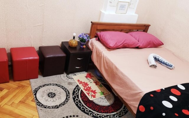 Taj Hostel