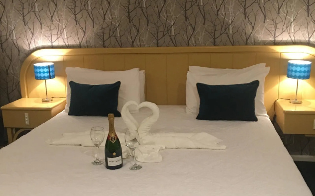 Village Motel – Guest Rooms – Havelock North