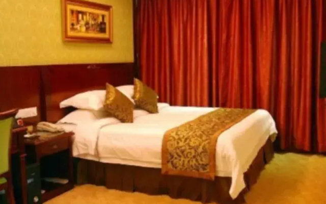 GreenTree Alliance Guangdong Shenzhen Pinghu Avenue Jingdu Town Hotel
