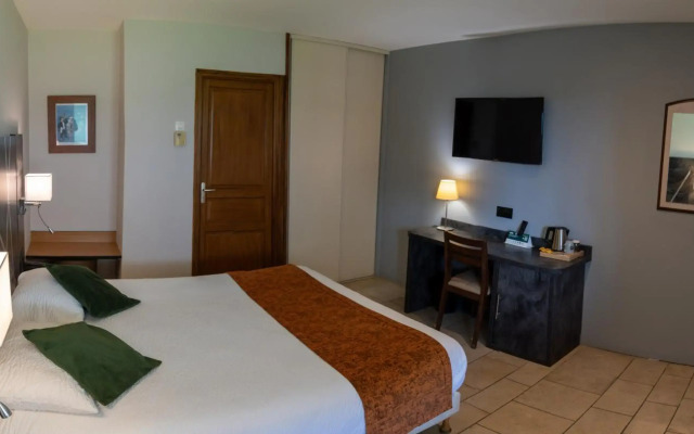 Logis De France Des Sources